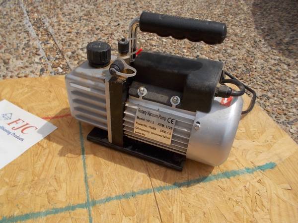 Vacuum Pump 1
