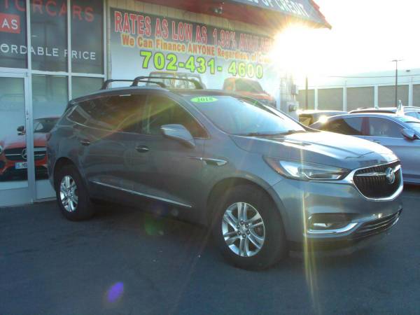 2018 Buick Enclave Essence Sport Utility 4D *Warranties and Financing Available! 1