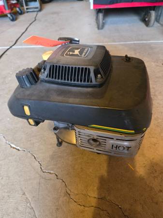 John Deere 14SB Engine 1