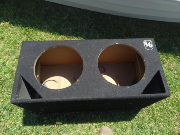 Crutchfield Sound Ordinance Vented Sub Box 12s 1