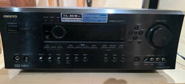 Onkyo Amp/Receiver 1