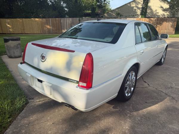 2006 CADILLAC DTS LUXURY - $3,450 (Houston)63617061089537123