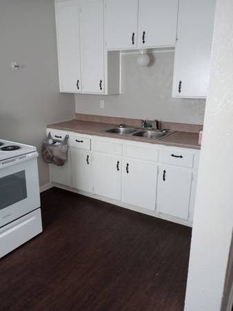 $700.00 / 1br - 650ft2 - Cozy and Affordable 1/1 Duplex - Updated63843414754819121