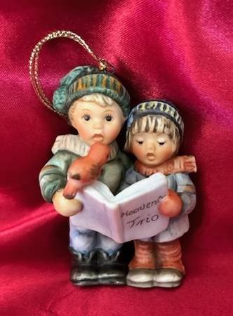 ** Figuras y adornos navideños de Berta Hummel Goebel ** - $12 (Mequon)63471407182081124