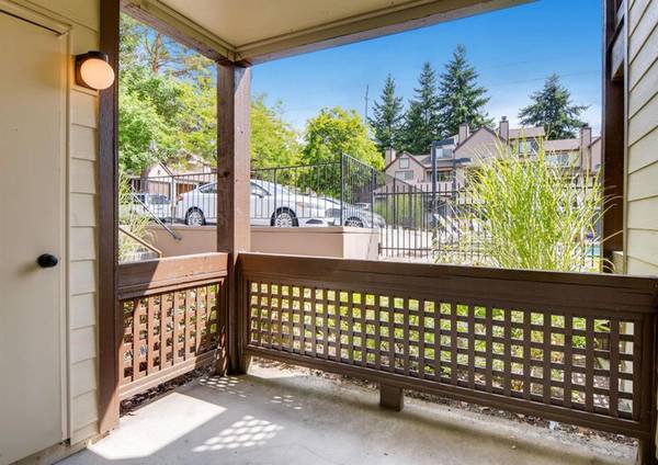 $1,750 / 2br - FREE GIFT with TOUR | Fireplace + Near Both Ski Slopes and the Beach (Beaverton)63914971007875121