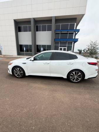 2019 Kia Optima S 1