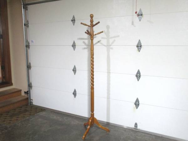 Coat rack (solid oak-excellent-top rotates) 1