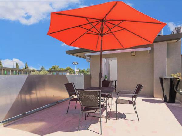 $500 / 1br - ? NEW SPECIAL: FLAT WEEKLY RATE! WiFi, TV, Coffee, Business Center (Del Paso Blvd in Sacramento)64043837830403124