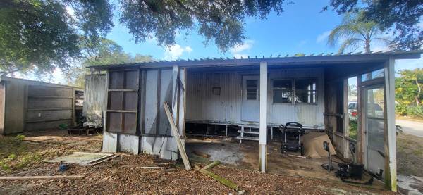 Single Wide 52' 1Bdrm Trailer For Sale by Owner 1
