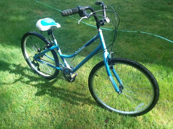 Womans 26" Cruiser Bicycle 6 Speed Cushion seat By Huffy - $100 (Olympia Lacey)63471420606083123
