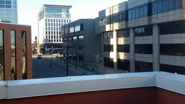 Affordable office space on the Capitol 1