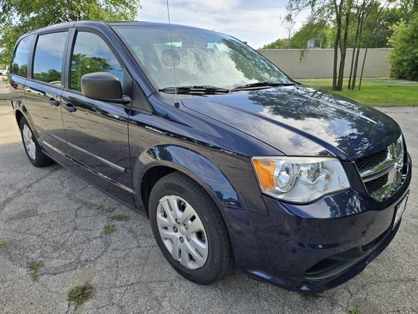 2014 DODGE GRAND CARAVAN - $5,999 (ZION ILLINOIS)63616788958081122
