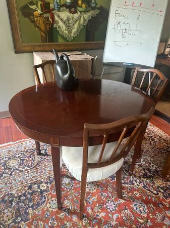 table & 4 chairs 1