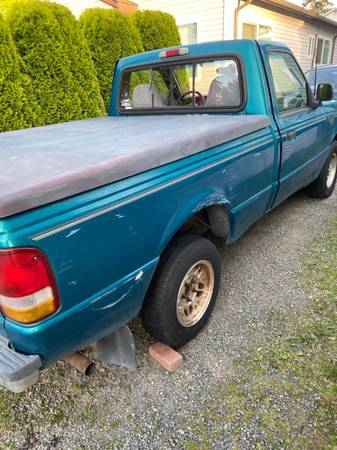 1994 Ford Ranger 5 Speed manual 115,000 miles - $2,800 (Everett)63617234379137120