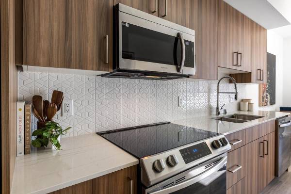 $2,132 / 466ft2 - Sophisticated Studio /1 BA  ARCH Home with State-of-the-Art Fitness (Downtown Bellevue)64031310486913122