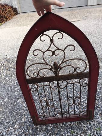 40.5" Large Rustic Red Wood & Metal Arched Window Wall Decor 1