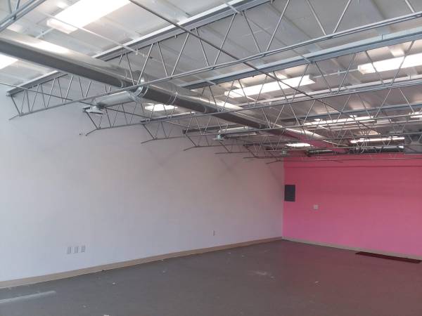 STOREFRONT / SHOP OR OFFICE 1