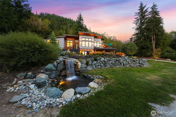 $2,175,000 / 3br - 3967ft2 - OPEN HOUSE | Magical South Bellingham Dream Home and Property (Bellingham)63935190569219121