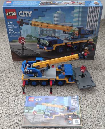 LEGO 60324 City Mobile Crane – Retired Set 1