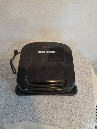 Grill with Removable Dishwasher-Safe Plates – George Foreman 1