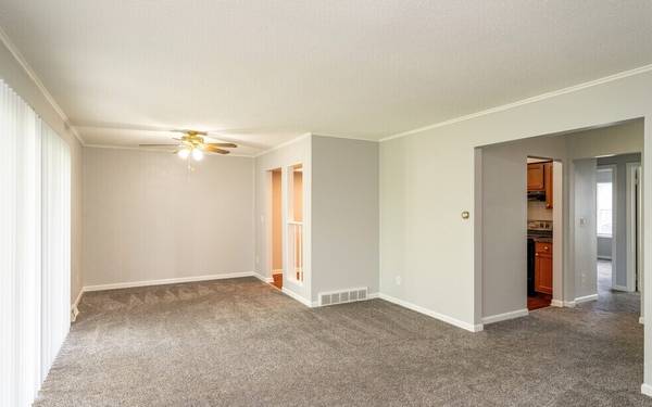 $1,585 / 2br - Huge 2 Bedroom Apartment in Amherst / Fountainview East Apartments (Amherst)63925203174402121