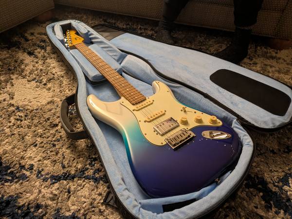 Fender Stratocaster Player Plus HSS 1
