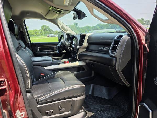 2024 RAM 3500 Laramie 6.7 - Photo 9