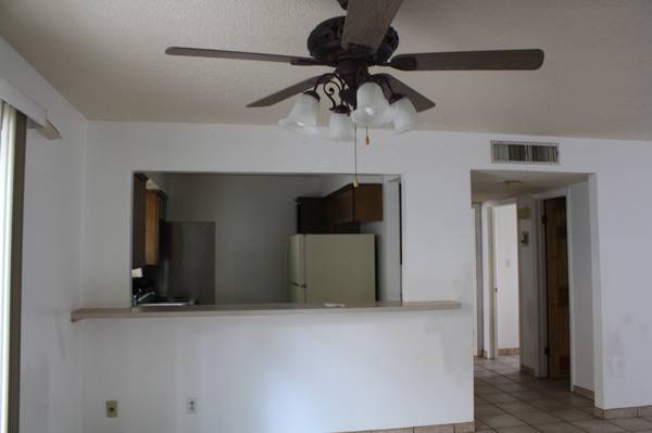 $1,100 / 2br - 1500ft2 - CERCA DE NMSU/HOSPITALES63867374182403123