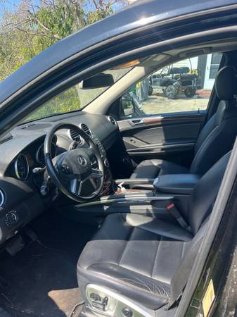 2011 Mercedes ML350 - $3,800 (Winchester)63625001723009124