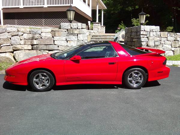 1997 - PONTIAC TRANS-AM - $21,900 (CORTLANDT MANOR)63441360859395122