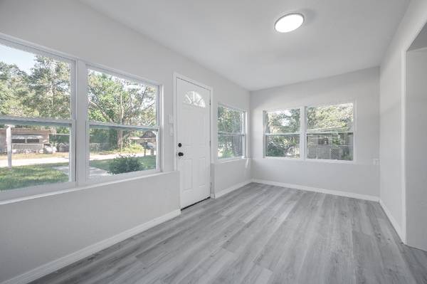 $1899.00 / 3br - 1185ft2 - 38352 Corey St63976135944066124