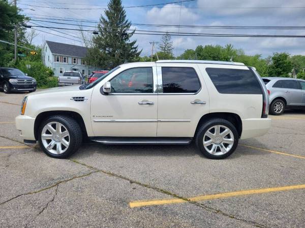 2008 CADILLAC ESCALADE-AWD-3RD ROW-CLEAN TITLE-SUPER CHEAP PRICE!! - $4,995 (45 MINS FROM BOSTON)63618113520513123