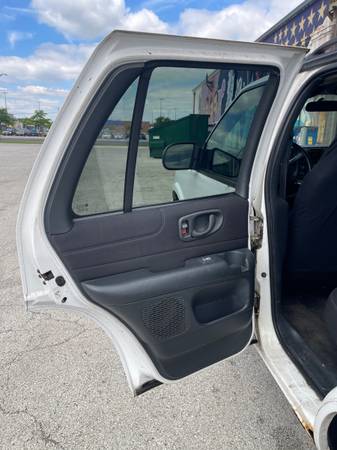 2004 Chevy Blazer - $1,800 (Berwyn)63624834062209124