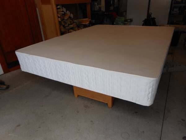 Full size box spring 1