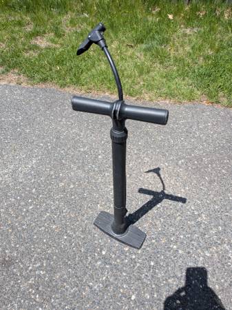 Bike pump 1