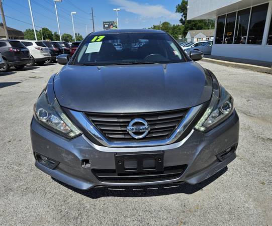 2017 Nissan Altima 3.5SL - $6,990 (4425 E 11th St Tulsa)63470244249731121