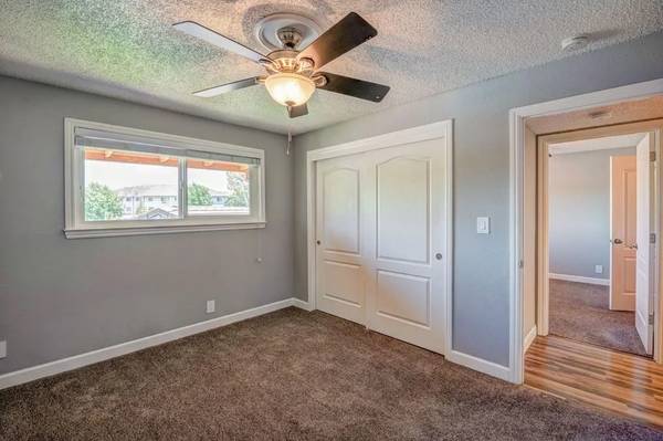 $1,350 ****-Bright and modern 400 sq ft studio offers!!!63813686536577120