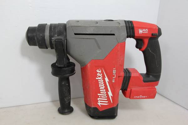 Milwaukee M18 Fuel 1-1/8" SDS Plus Rotary Hammer 2915-20 (Tool Only) 1