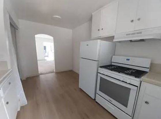 $1,150 / 2br - 611ft2 - This cozy studio offers a bright and functional living space in (South Gate, CA)64035739586818123