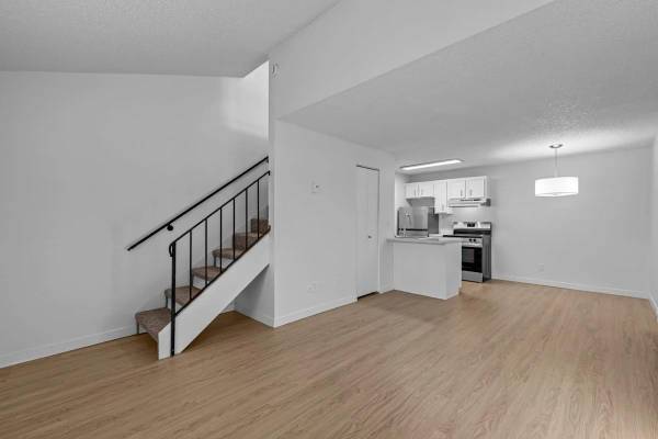 $1,175 / 1br - 480ft2 - Air Conditioning, High Speed Internet Access, Laundry Facility, Pool63794845808899121