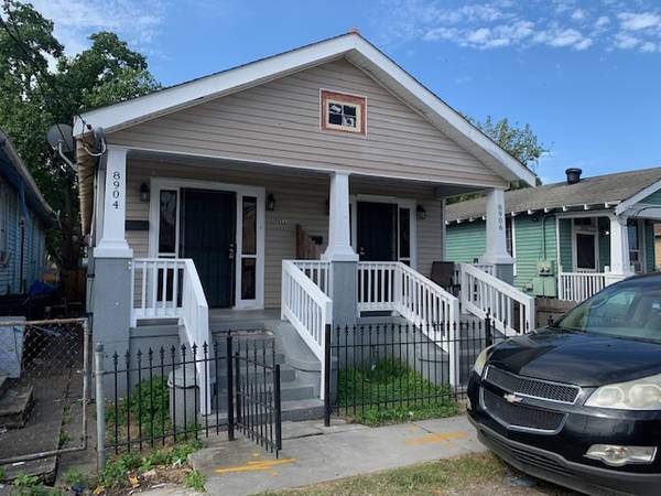 Very Nice 3 Bedroom Half Double in the Carrollton Area 1