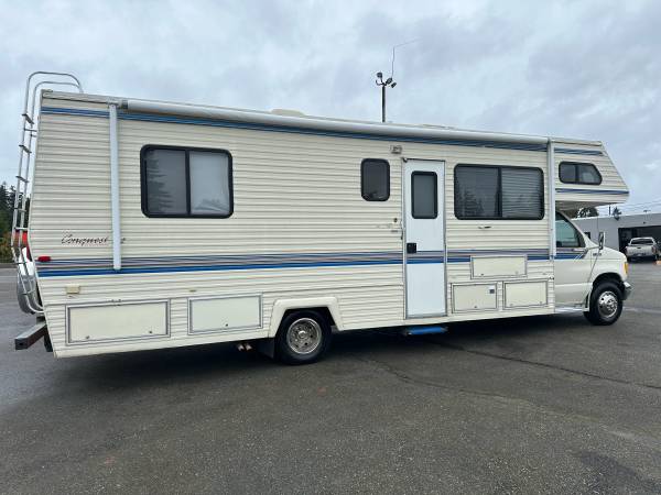 Ford Conquest E-350 de 1994 ~ RV de un solo dueño, pocos kilómetros, estado increíble - $15,999 (23029 Hwy 99, Edmonds, WA)63471324393857123