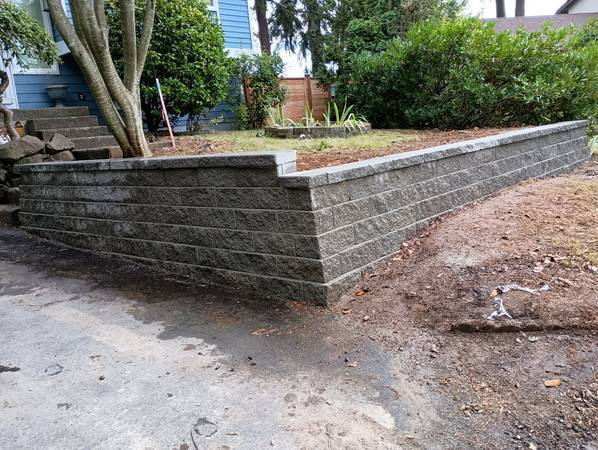🌄YARD CLEAN UP🌄🔨CEDAR FENCE - RETAINING WALL - PAVERS (Tacoma-Kent-Seattle-Bellevue and surround)62943201841027124