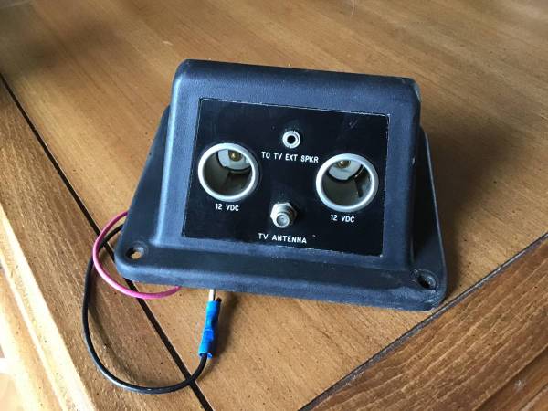 Electric box suv entertainment hook up 1