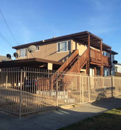 $2,490 / 2br - MOVE IN SPECIAL ! 1 MONTH FREE. BEAUTIFUL APARTMENT  IN RICHMOND 2+1 (richmond / point / annex)63880013197571124