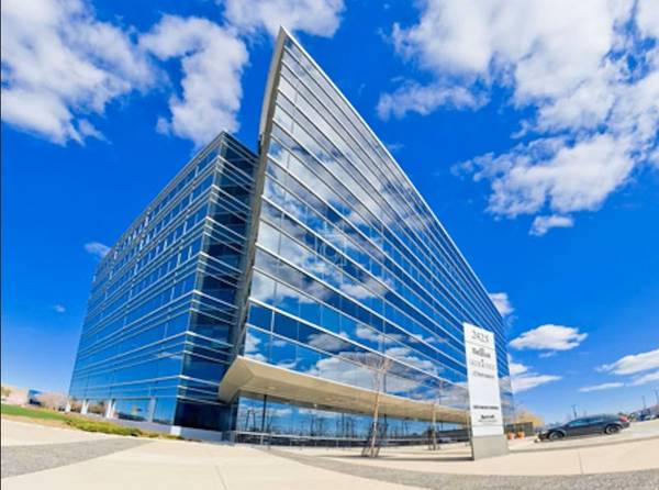 Office space available starting at $699/mo 1