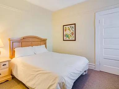 $1,500 / 2br - 1100ft2 - Spacious 2 BR w/1 bonus/office room! with prime location63946668736643124