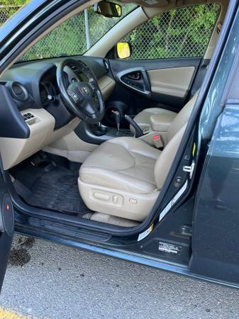 2010 Toyota Rav 4 Limited - $8,700 (Mukilteo)63617276006657122