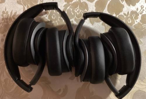 2 Ncredible AX1 Wireless Headphones Black 62370NC Not Working 1