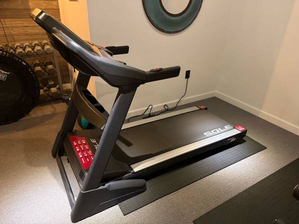 Treadmill 1